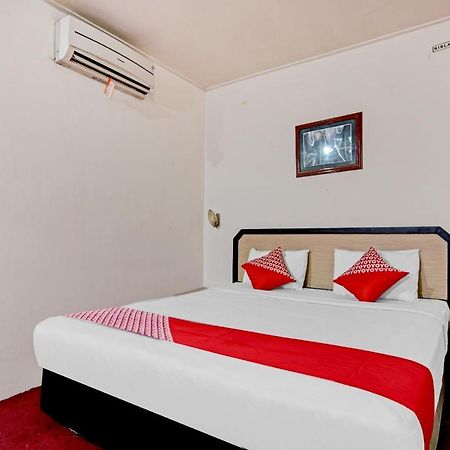 OYO 90697 Hotel Wisata Dumai Bagian luar foto