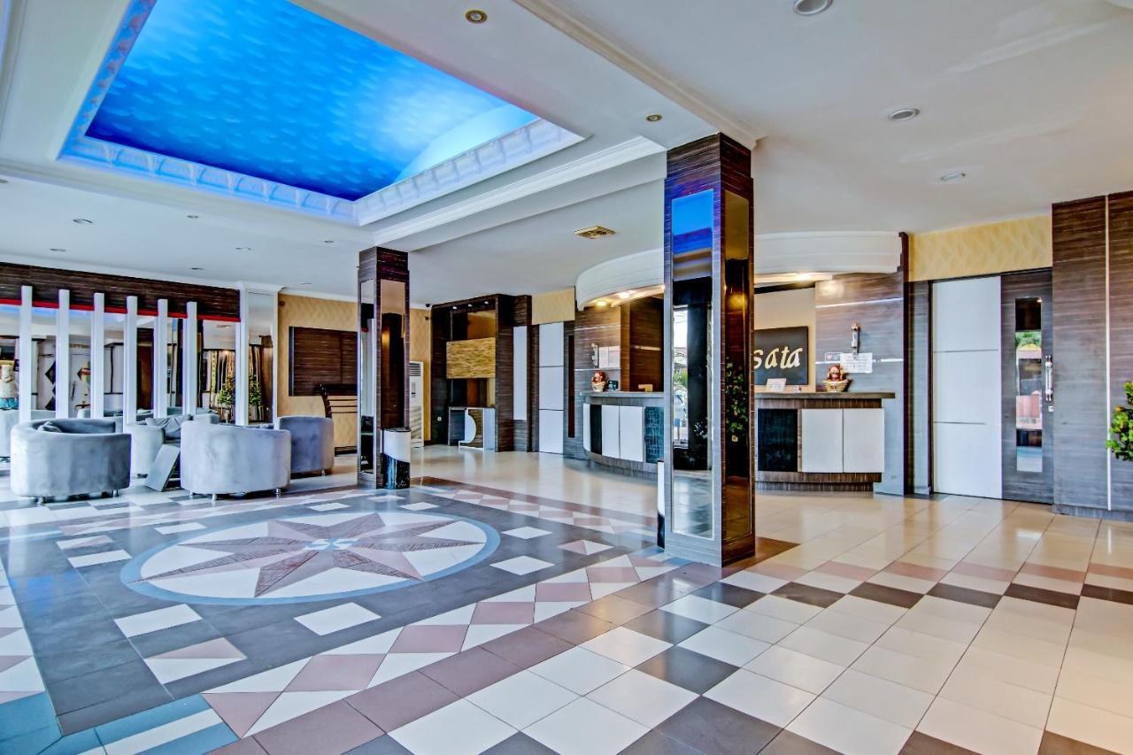 OYO 90697 Hotel Wisata Dumai Bagian luar foto