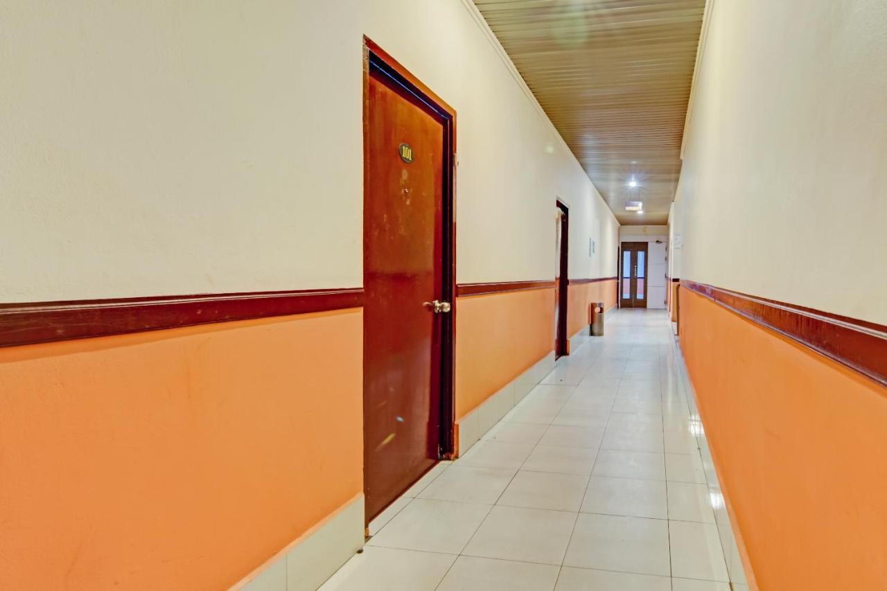 OYO 90697 Hotel Wisata Dumai Bagian luar foto