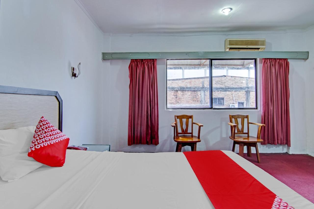 OYO 90697 Hotel Wisata Dumai Bagian luar foto